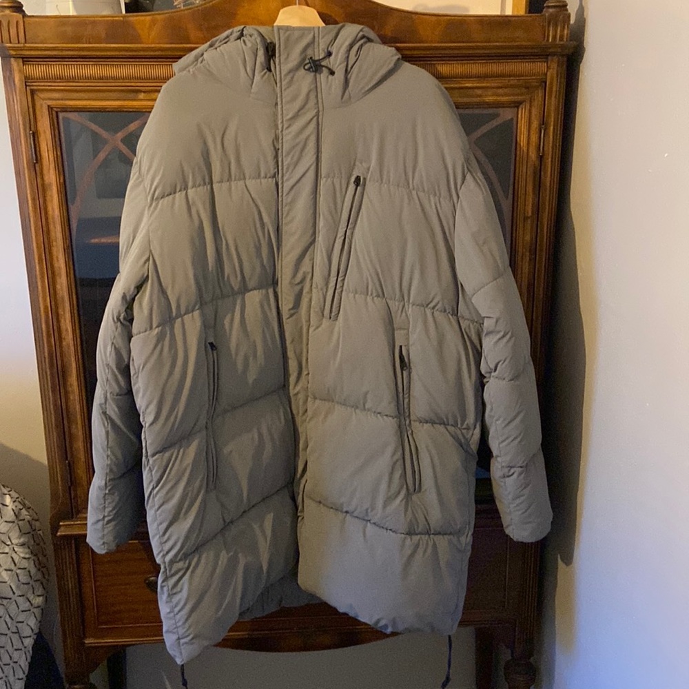 USA mens XXL winter hooded coat. Grey.